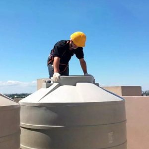 Cleaning and washing water tanks 768x768 1